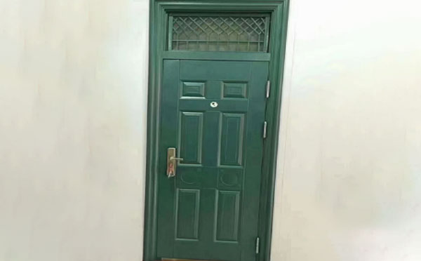 杨陵学校教室门